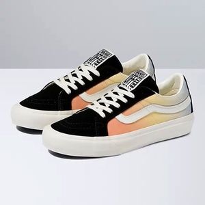 New in box: Vans unisex SK8-Low Reissue, Ombre Sunrise